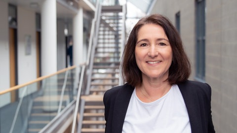 Sabine Steinbrecher ist Reporterin im SWR Studio Mainz