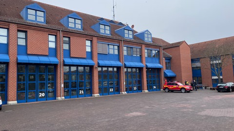 Außenaufnahme der Feuerwache der Feuerwehr Mainz im Stadtteil Bretzenheim.