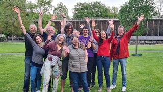 Lachende und fröhliche Gesichter im Lachclub Bad Kreuznach