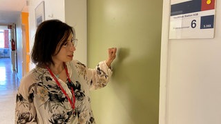 Klinikseelsorgerin Ümmiye Dayi hat in der Hautklinik ein offenes Ohr für die Patienten.