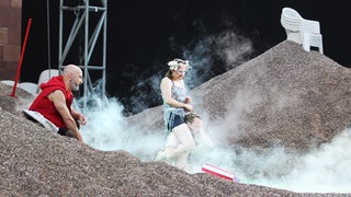 Andreas Grötzinger, Lisa Natalie Arnold, Eivin Nilsen Salthe