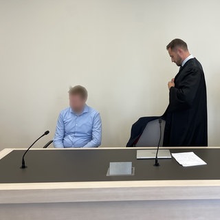 Ein 39-jähriger Arzt muss sich vor dem Bad Kreuznacher Amtsgericht verantworten.