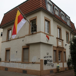 Das Haus der Burschenschaft Germania Halle zu Mainz in Mainz. Sie klagt gegen das Innenministerium. 