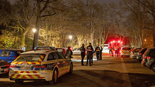 Nach einem Raubüberfall wurde die Polizei auf einen Parkplatz am Volkspark in Mainz gerufen. 