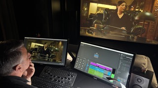 Nach dem Dreh muss das Filmaterial noch bearbeitet werden.