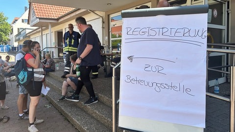 In der Birkenberghalle in Roxheim ist die Betreuungsstelle untergebracht.
