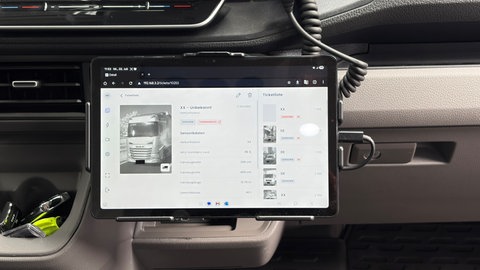 Das neue Spezial-Fahrzeug der Polizei Mainz wird LKW kontrollieren und soll die Autobahnen so sicherer machen.