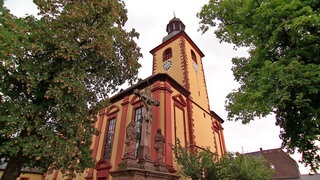 Die katholische Kirche St. Bonifatius in Worms-Abenheim ist Opfer von Vandalismus geworden