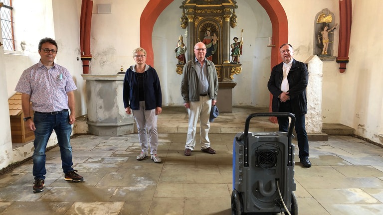 Die Kirche im Eifelort Minden wurde durch das Hochwasser völlig verwüstet