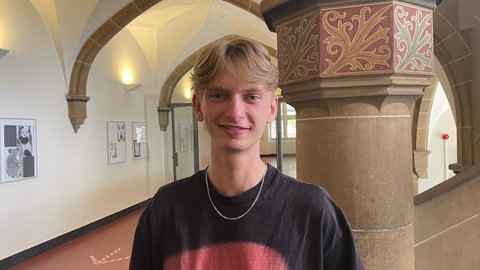 Hardy Falkner macht sich Sorgen, dass er durch die Platzprobleme im Max-Planck-Gymnasium Unterrichtsstoff verpassen könnte. 