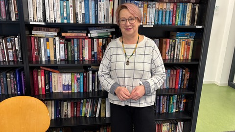 Russin Olga Kuokonnen lebt in Trier. Sie schaut seit Jahren keine russischen Medien mehr, weil sie es für Propaganda hält.