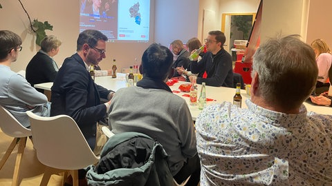 Die Stimmung bei der SPD-Wahlparty in Wittlich (Wahlkreis Bitburg) ist getrübt.
