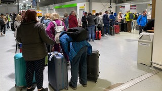 Wegen Streiks: Ferienflieger weichen auf Flughafen Hahn aus.