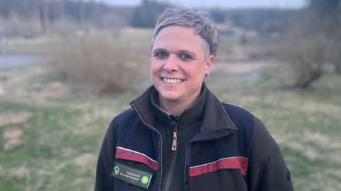 Anja Schneider ist beim Nationalpark Hunsrück-Hochwald für das Wildtiermonitoring zuständig. 