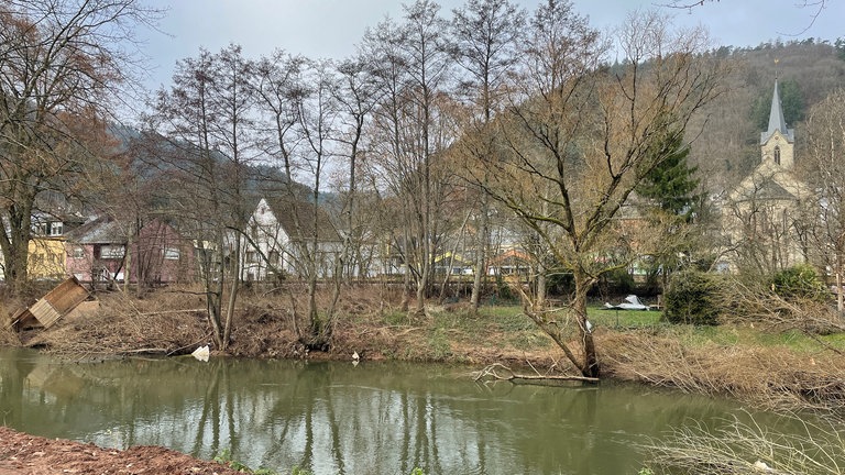 Normalerweise ist die Kyll ein idyllischer Fluss. Am 14. Juli hat sie sich aber in einen reißenden Strom verwandelt. 
