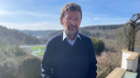 Wolfgang Hey (SPD) setzt sich für die Hunsrückspange schon seit Jahrzehnten ein. Die Trasse soll die B41 und B50 miteinander verbinden und Region attraktiver machen.