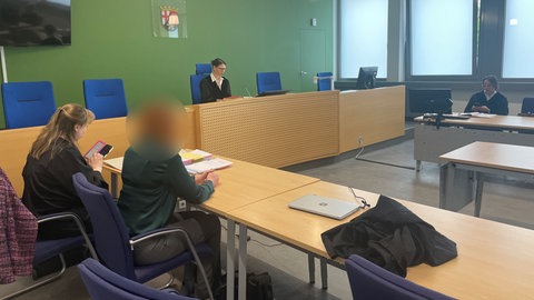 Angeklagte im Züchtigungsprozess