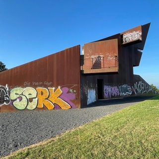 Der Turm Luxembourg am Petrisberg in Trier