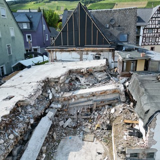 Ein Jahr nach dem Hoteleinsturz ist die "Reichsschenke" noch immer eine Baustelle. 