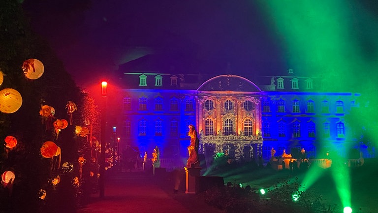 Lichtershows und Lichterinstallationen im Palastgarten und an der Konstantin-Basilika bei der Illuminale in Trier