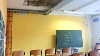 Offene Decken, fehlender Putz, herumliegende Bretter: Auf dem Birkenfelder Gymnasium müssen Schüler auf einer Baustelle lernen. 