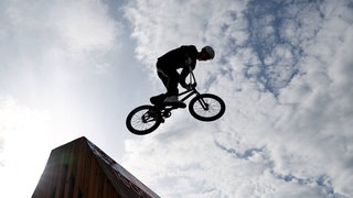 Bei der BMX-Weltmeisterschaft in Riad in Saudi Arabien treten für Deutschland auch drei Fahrer des Eifeler Clubs Woodstyle Birresborn an.