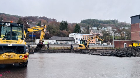 Der Bau des neuen Busbahnhofs in Gerolstein läuft auf Hochtouren. 