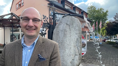 Professor Henrik Te Heesen ist Physiker. Der Wissenschaftler lehrt und forscht im Fach Umwelttechnik am Campus in Birkenfeld. 