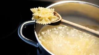 Statt Wertgegenstände hatte der Einbrecher nur eins im Kopf: Hunger! (Symbolbild) 