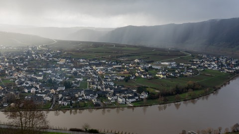 Das "Goldtröpfchen" liegt im Moselbogen rund um Piesport. 