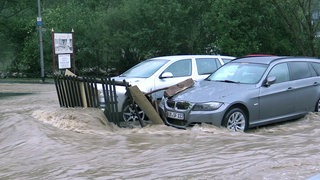 Nach einem schweren Unwetter hat der Fischbach das ganze Tal unter Wasser gesetzt. 