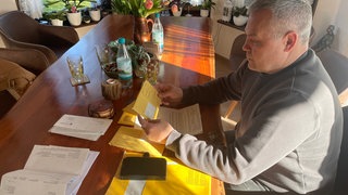 Michael Ovsjannikov findet es unterträglich, dass er sich mit einer Schmerzensgeldklage gegen seinen Sohn auseinandersetzen muss. 