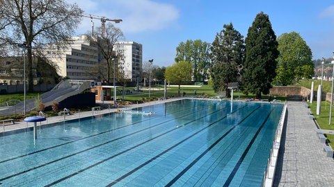Countdown für Freibadsaison läuft: Das Nordbad kurz vor der Eröffnung.