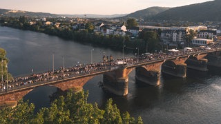 Die Veranstaltung "Brückenglück" in Trier ist nur eines von vielen Events am langen Wochenenede rund um Fronleichnam. 