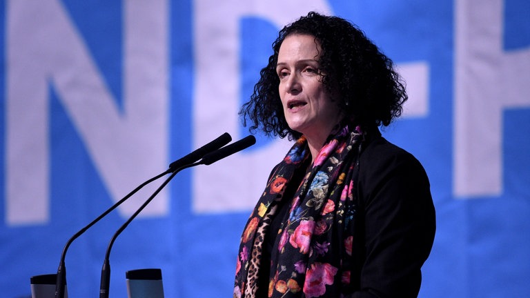 Nicole Höchst (AfD) schafft es durch den Listenplatz 2 in den Bundestag.