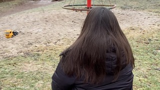 Kinderarmut in Deutschland: "Meine Schwestern mussten oft hungern."