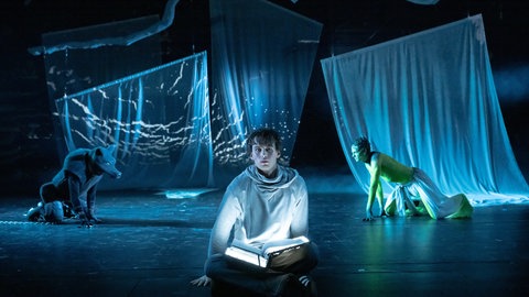 Die Inszenierung der "Unendlichen Geschichte" am Staatstheater Stuttgart