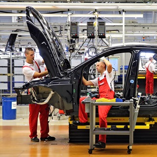 Arbeit in der Automobilindustrie