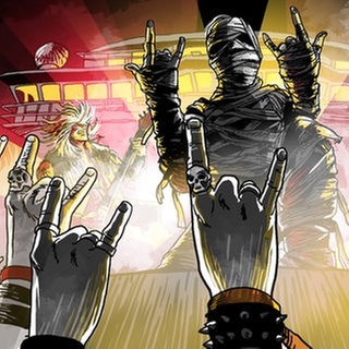 Metal-Konzert auf Kreuzfahrtschiff: Bandleader nah am Bühnenrand, gibt Fans "Metalhand"