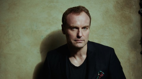 Der Schauspieler Mark Waschke