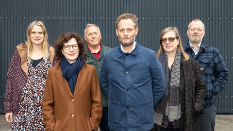 Die Jury des Karl-Sczuka-Preises mit Julia Mihály, Julia Cloot, Olaf Nicolai (Vorsitz), Thomas Meinecke, Iris Drögekamp (Leitung des Karl-Sczuka-Preis Sekretariats) und Michael Grote