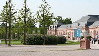 Das Schloss Schwetzingen mit Schlossgarten