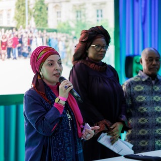 Feride Funda G.-Gençaslan spricht zur Einweihung des GCA Raums, 2024.