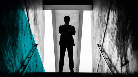 Der autoritäre Mann. Doku über Incels, Männlichkeitsinfluencer und extremen Frauenhass