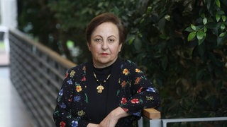 Niemals aufgeben! Die iranische Friedensnobelpreisträgerin Shirin Ebadi im Porträt. 