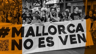 Demonstration gegen den Massentourismus die es je auf Mallorca gab. Die Polizei spricht von 20.000 Teilnehmern, der Veranstalter von 50.000. Palma, Mallorca. 21.07.2024
