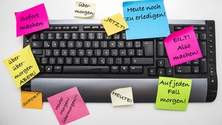 Symbolbild zur Aufschieberitis, Prokrastination, ständiges Aufschieben von Tätigkeiten, Aufgaben,