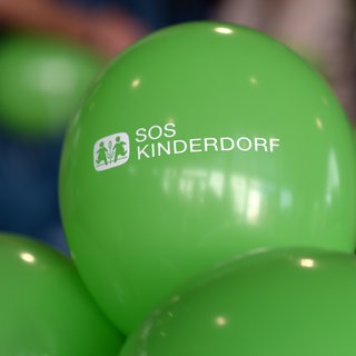 Luftballons des Vereins SOS-Kinderdorf
