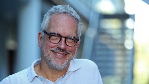 Alexander Wasner, Autor und Moderator bei SWR Kultur