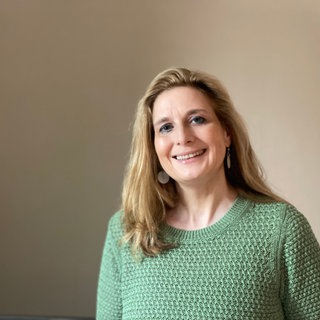 Sabine Mahr, Autorin bei SWR Kultur